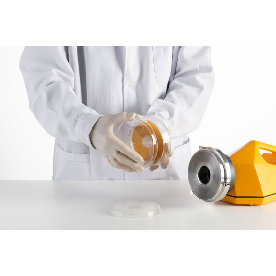 mono-family-mono-read-plate-4